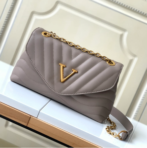 Mini Handbag New Wave Chain Bag CM Taupe Leather