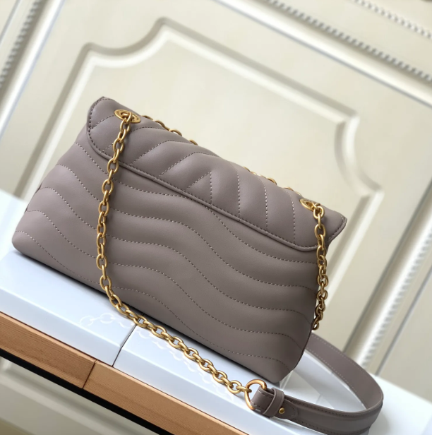 Mini Handbag New Wave Chain Bag CM Taupe Leather